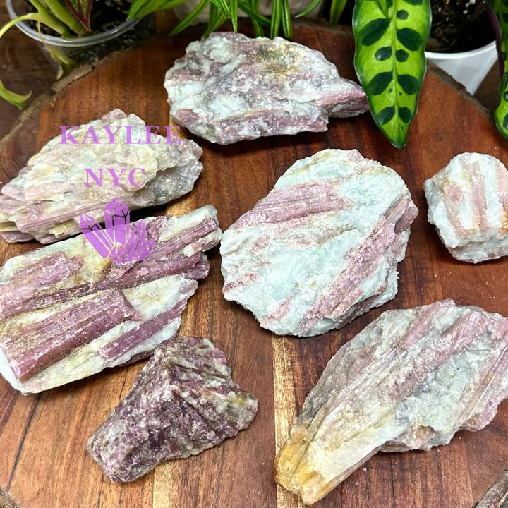 KayleeNYC – Pedra/cristal espiritual por atacado – Lote de 2,3 kg de Cristal Bruto Natural de Turmalina Rosa para Energia de Cura1