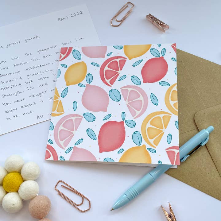 Tarjeta de felicitación patrón de limones pastel para venta al por mayor de Collette Daisy Designs Co