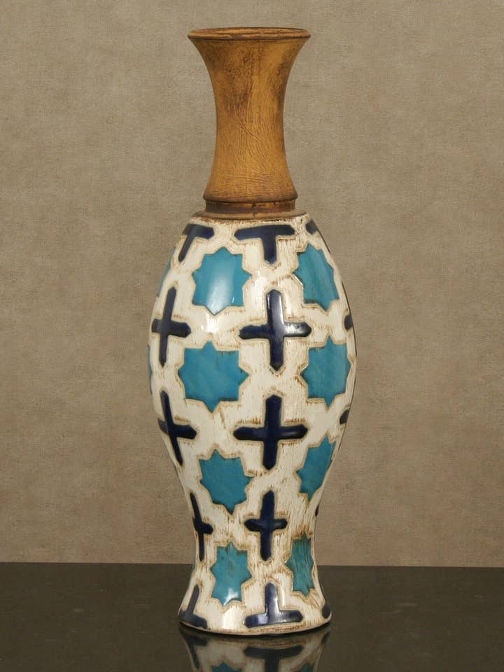 Vase bleu en mosaïque pour la vente par Accessories by Sherwood