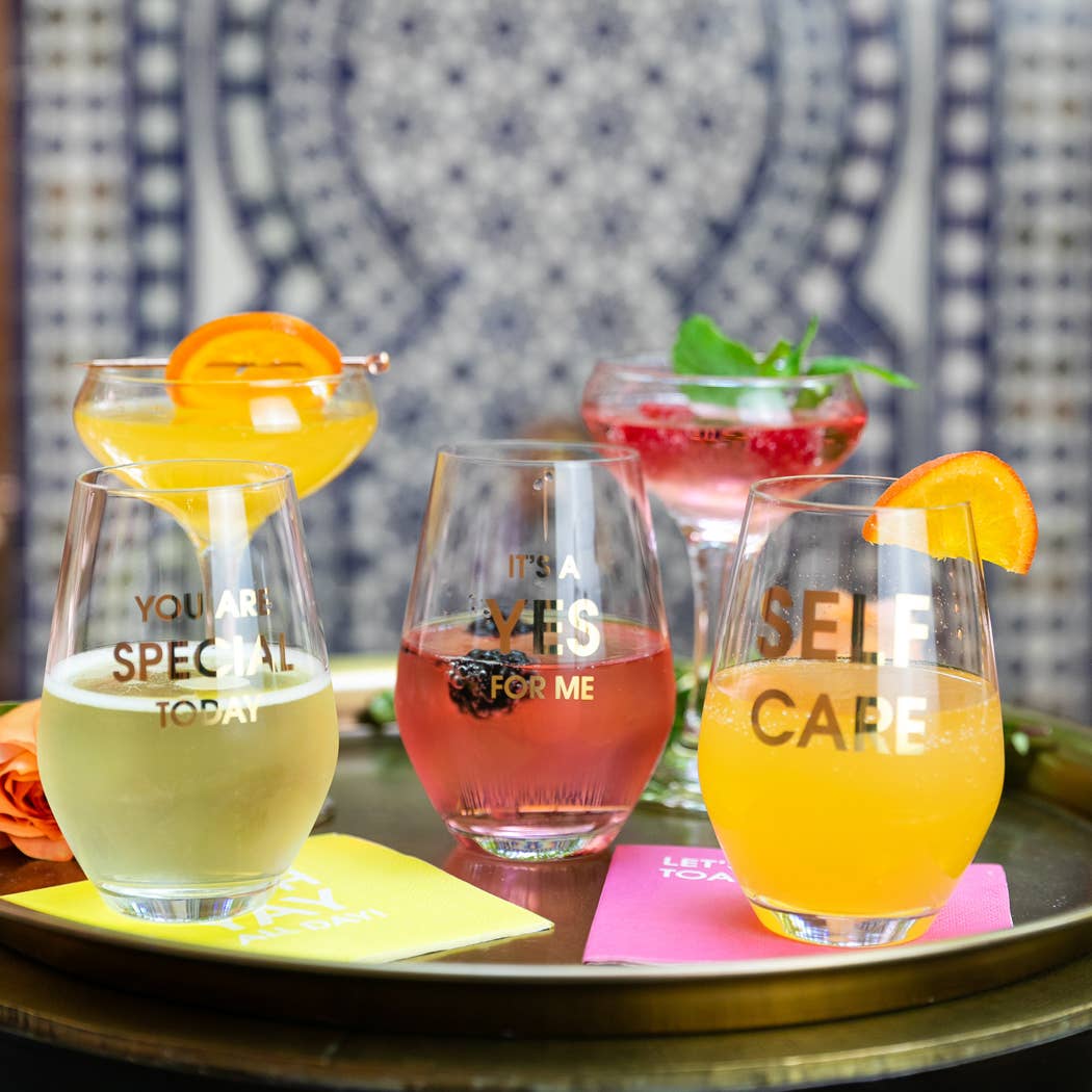 Chez Gagné – wholesale Wine glass – Self Care Wine Glass - Gold Foil Stemless Wine Glass6