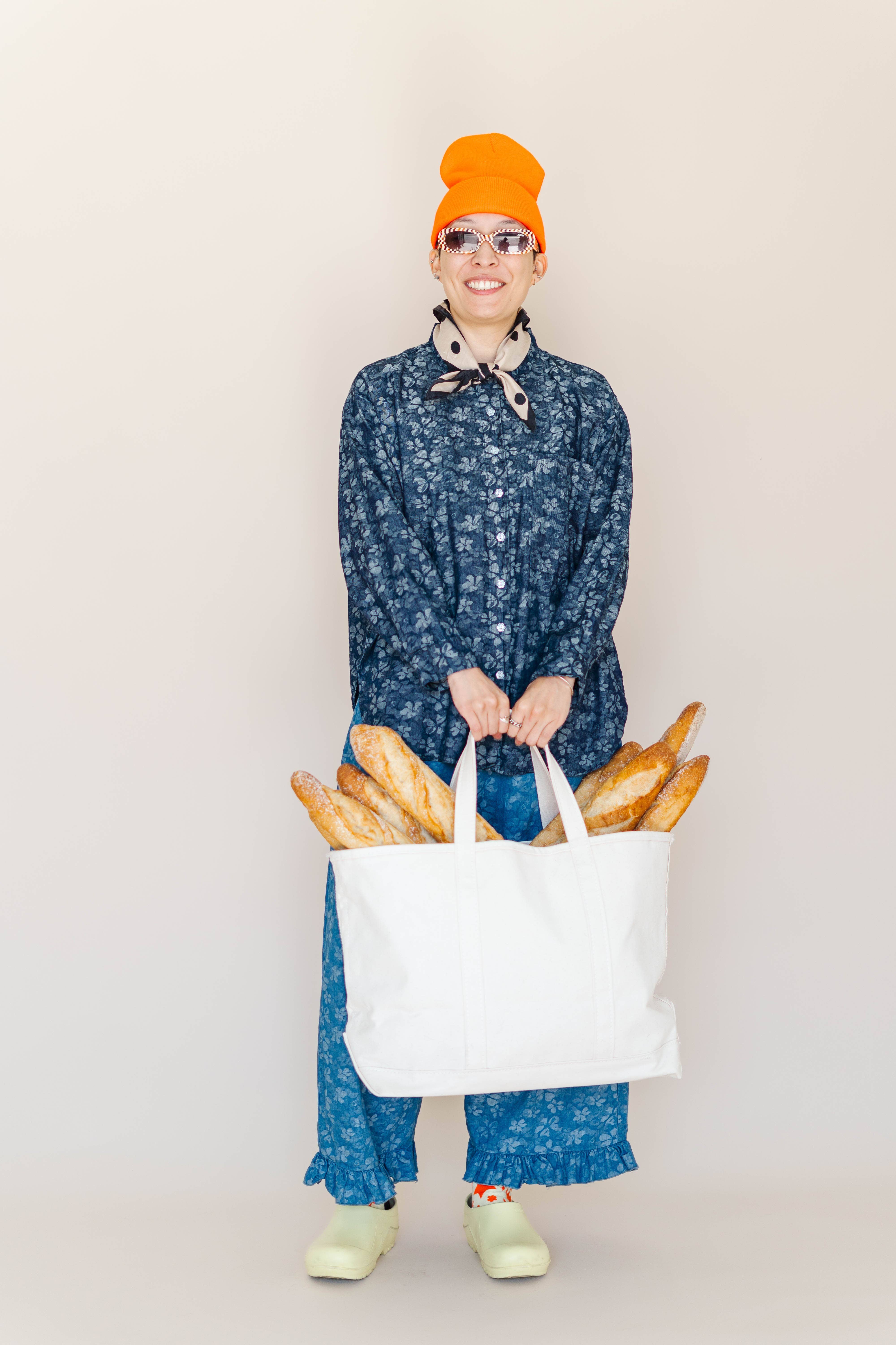 Nettle Studios - Wholesale Button Down Shirt - Unisex - Size Inclusive Plus Size Unisex Floral Chambray Button Up18