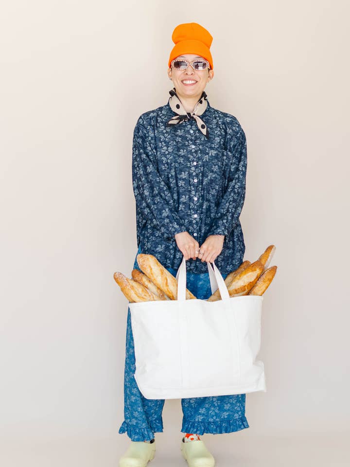 Nettle Studios - Wholesale Button Down Shirt - Unisex - Size Inclusive Plus Size Unisex Floral Chambray Button Up18