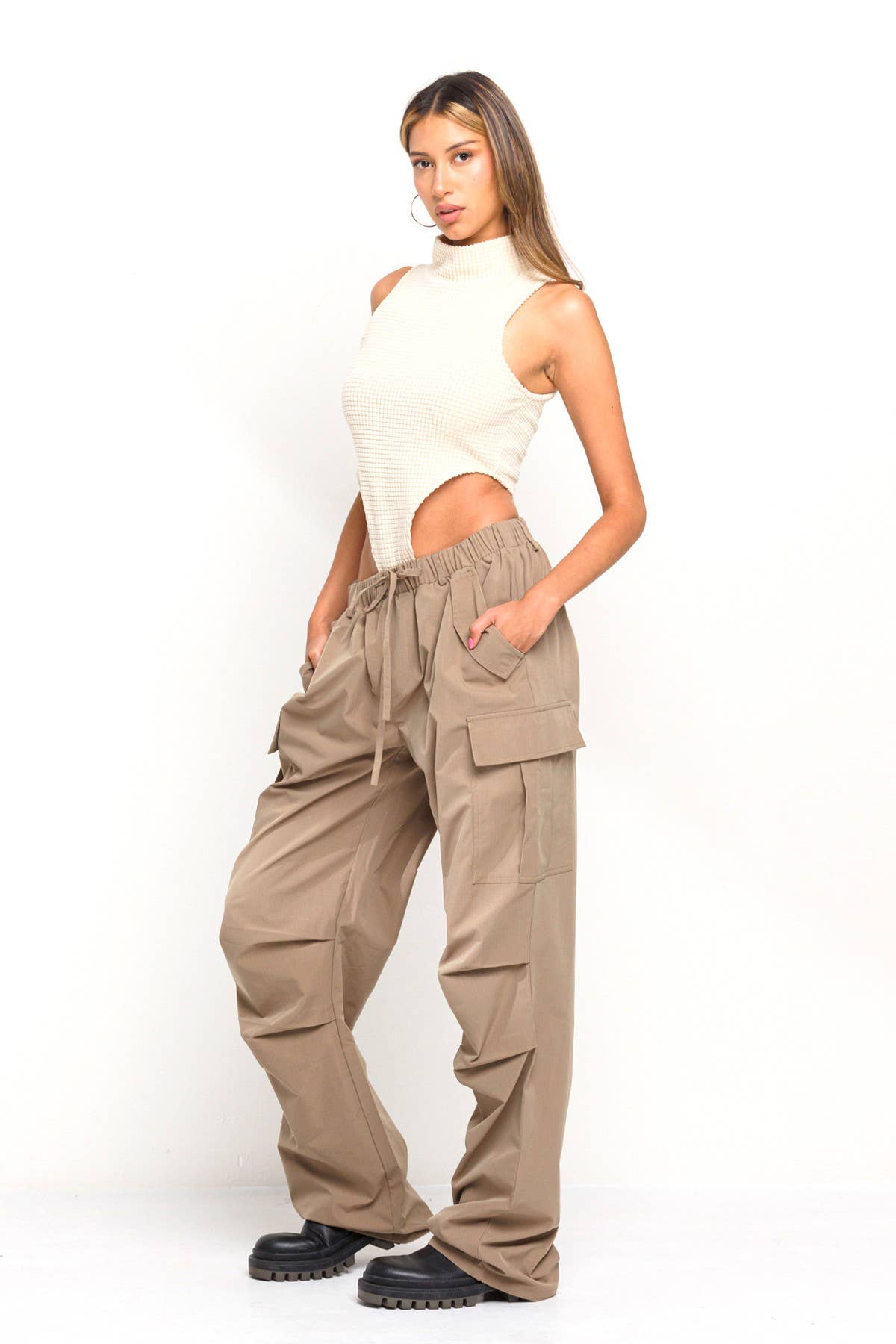 No Vacancy - Vente Pantalon – femme - Nouveaux pantalons parachute à larges jambes17