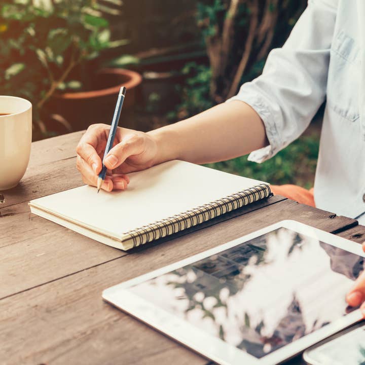 Plaid Crafts - Wholesale Sketchbook/Sketchpad - Arteza® Sketchbook, 9" x 12", 100 Sheets4