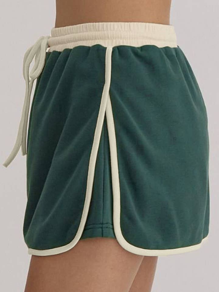 Lovesoft - Wholesale Top & skirt set – Women's - Color Contrast Loose Pullover and Lace-up Waist Skort Set9