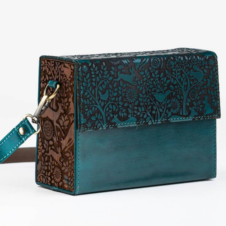 Verde Fauna Design | Grön Läderväska | Axelremsväska för wholesale av House of Kraft Jewelry & Accessories