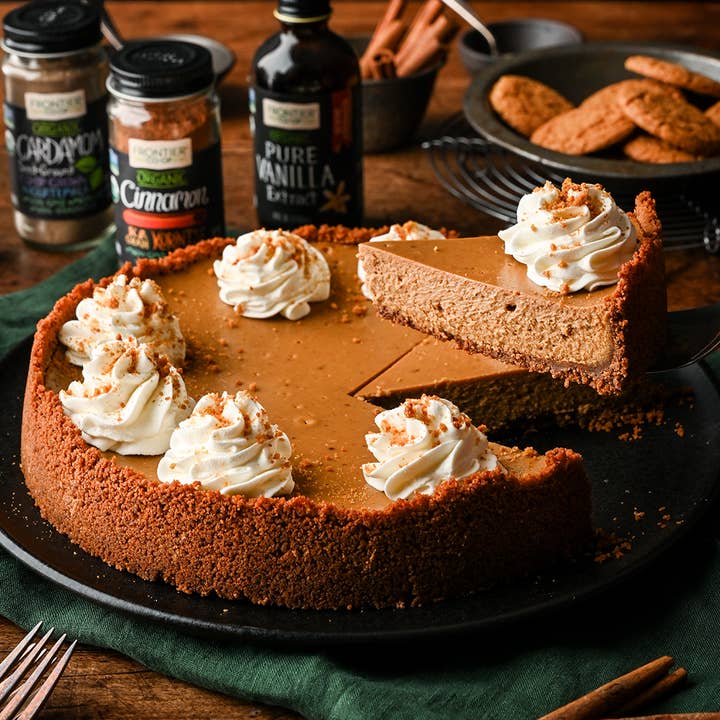 Frontier Co-op - Wholesale Dried Spice - Cardamom Seed Powder, Decorticated, Organic, Kosher, 2.08 Oz2