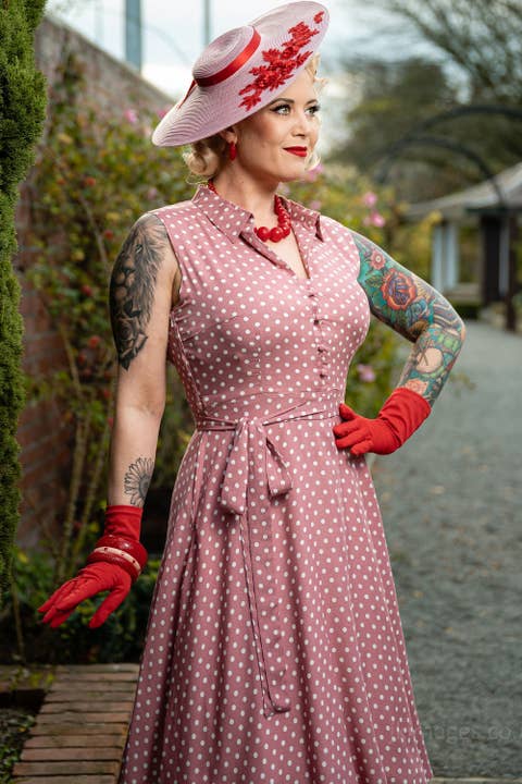 Poppyrosa prickig skjortklänning för wholesale av Dolly & Dotty