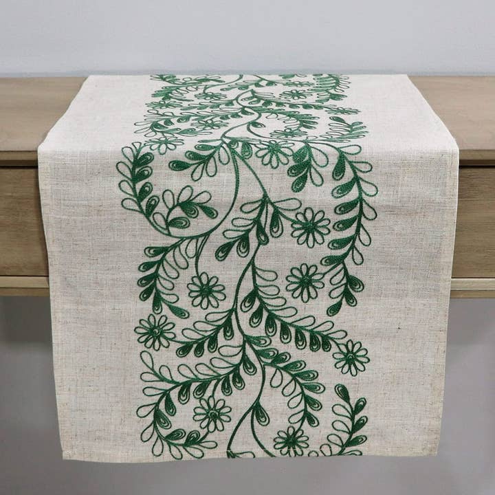 New Signature Homestyles - Wholesale Table Runner - Vines Table Runner