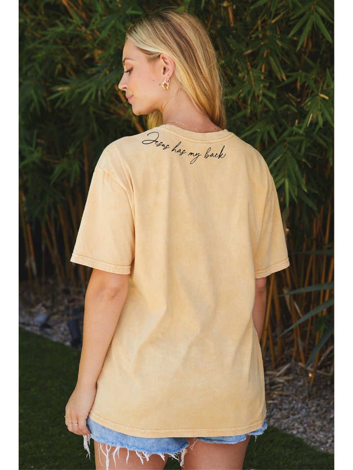 OAT COLLECTIVE - Vente T-shirt sérigraphié – femme - Haut graphique délavé à imprimé minéral JESUS HAS MY BACK