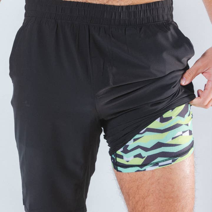 La Pausa Acqua | Pantaloncini Atletici Hammock® con Pallina Nera e Verde Neon da 9 Pollici per la vendita all'ingrosso da parte di Shinesty, Inc