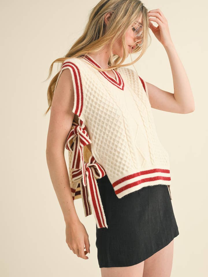&MERCI - Wholesale Sweater Vest - Women's - V NECK SIDE TYING SWEATER VEST MSW1063637