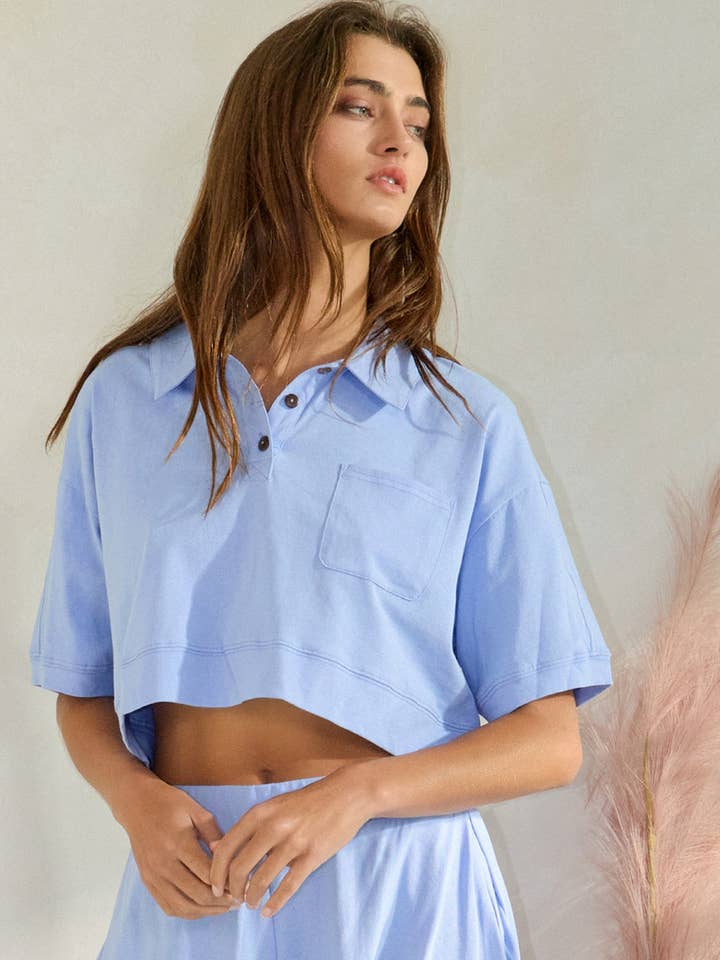 BUCKETLIST - Wholesale Polo - Women's - IT2448 Collared Boxy Solid Crop Polo Top