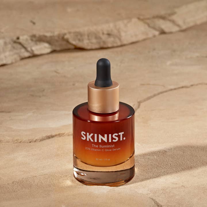 The Iluminist Vitamin C Serum for Dull Skin for wholesale by SKINIST.