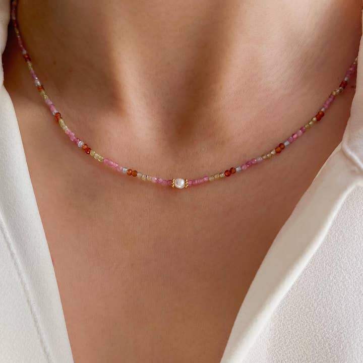 Natural stone necklace pink agate for wholesale by Victoire Collection