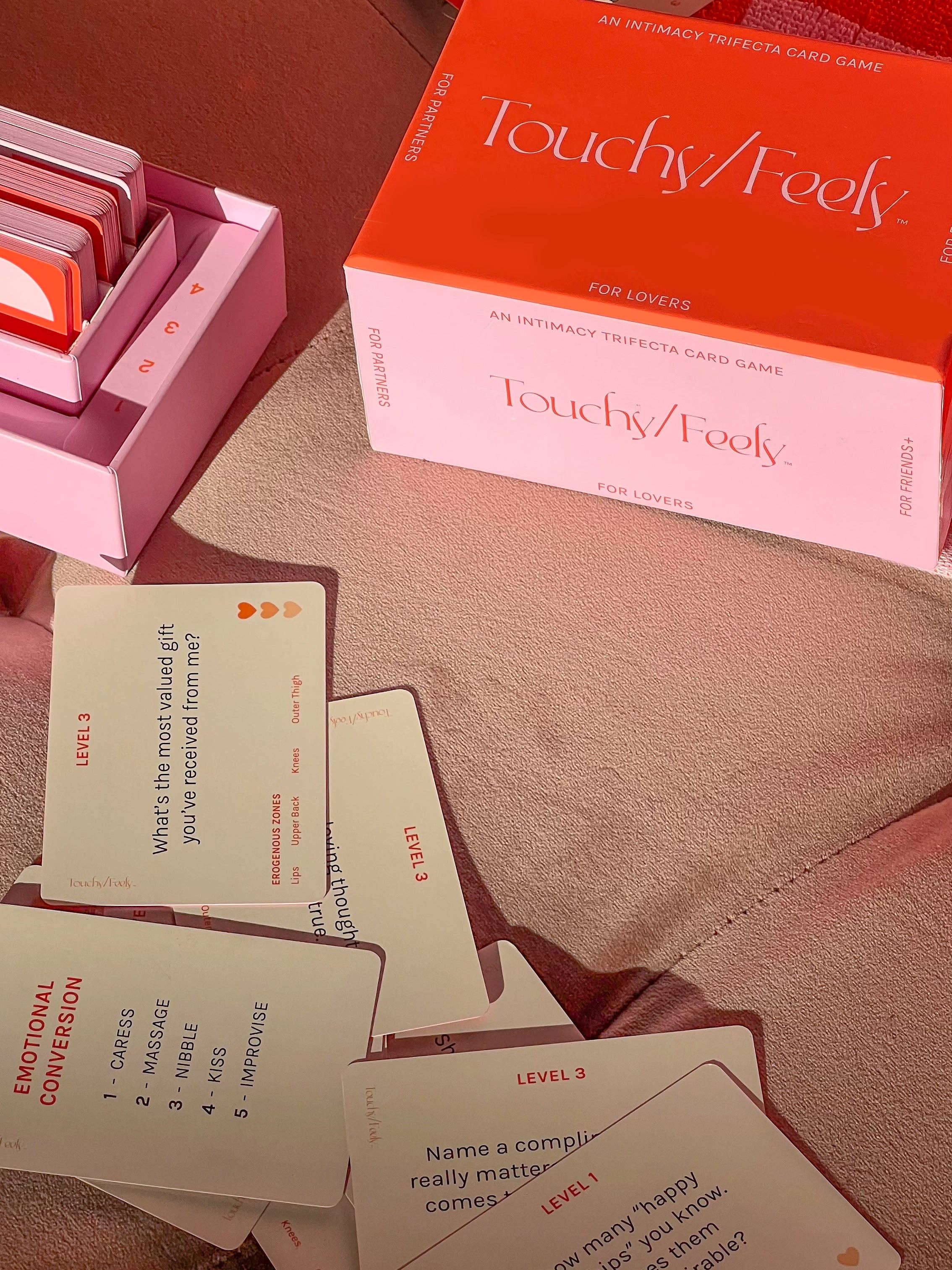 GOOSHY CANDY LLC – Engroshandel Kortspil – Samtalekort | TOUCHY/FEELY intimitetsspil11