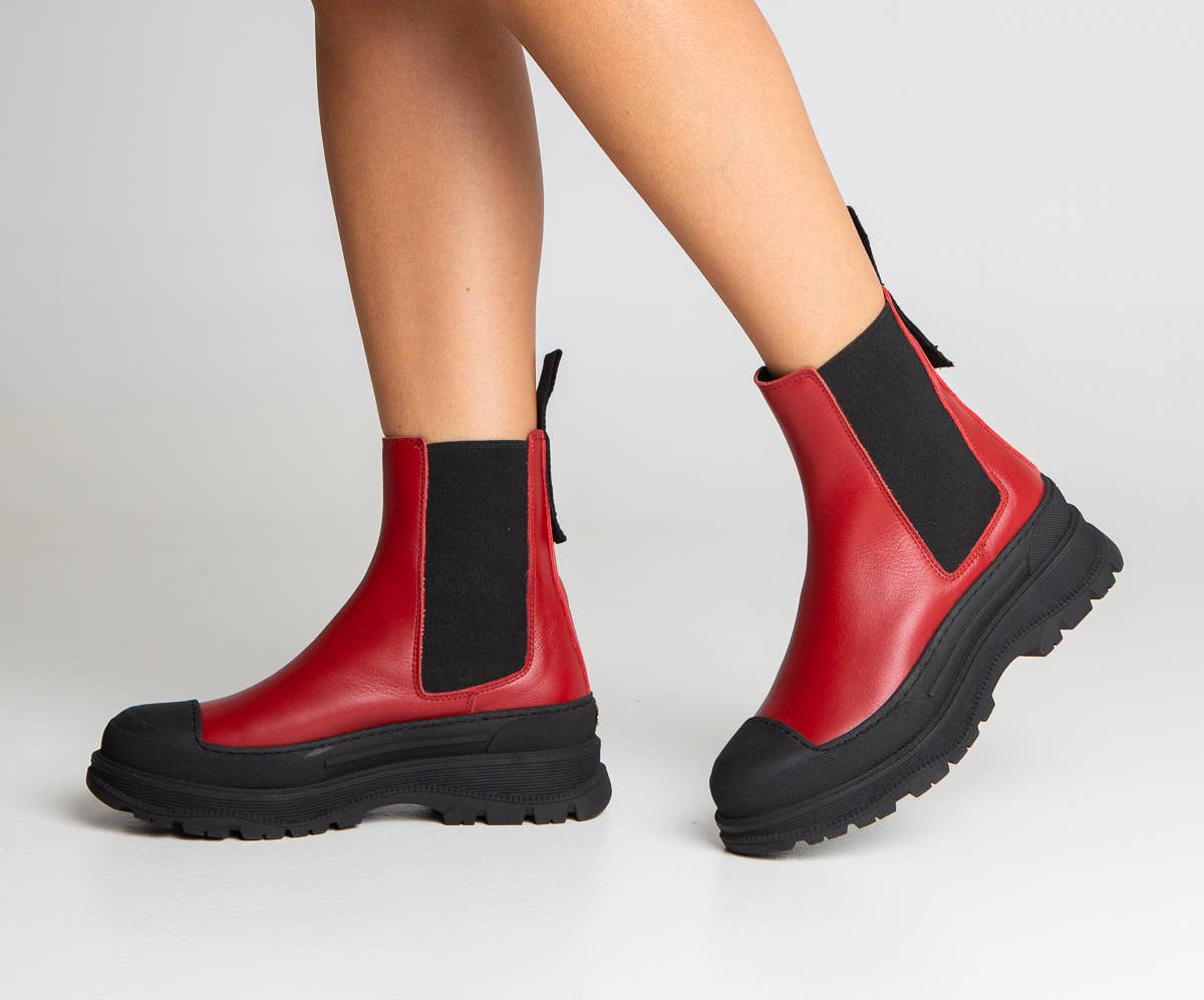 rosso FW- Farrah, stivaletto in pelle rossa con suola in gomma in vendita all'ingrosso su Faire3