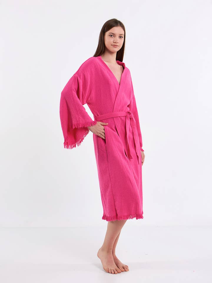 Yaz Concepts - Venta al por mayor Kimono - Mujer - Bata corta tipo kimono para el equipo de la novia con inscripción "Novia" en rosa.4
