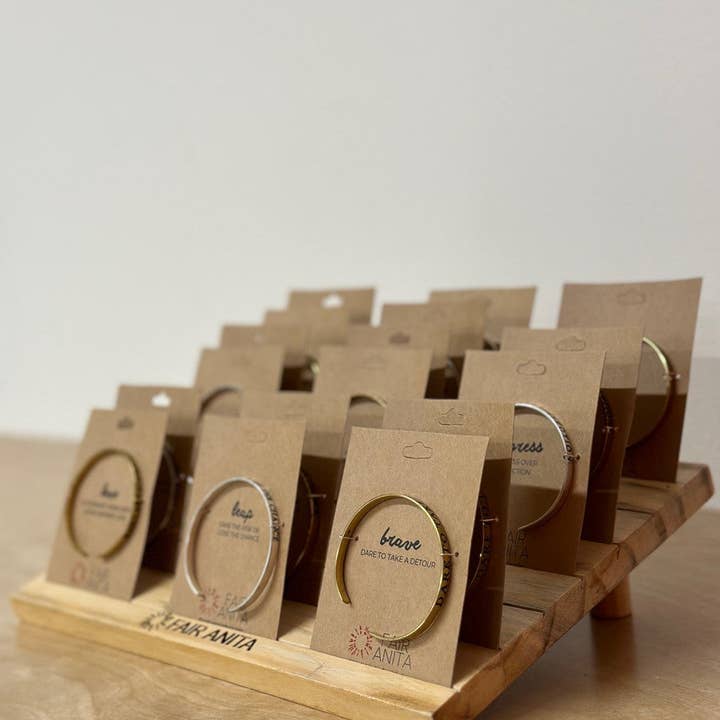 Fair Anita - Wholesale Display Shelf - Wooden Tier Slat Retailer Display3