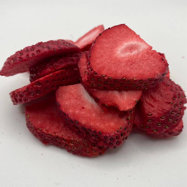 Cosmic Frandy - Wholesale Dried/Dehydrated Fruit - Freeze Dried Organic Strawberries