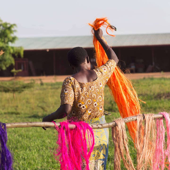 Indego Africa - Wholesale Decorative Tray - Abstract Form Plateau Lavender3