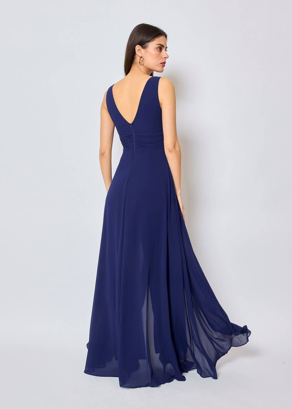 Eva & Lola - Epsilonn – Großhandel Abendkleid – Damen – Jumpsuit-Kleid mit tiefem V-Ausschnitt3