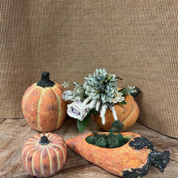 Vagabond Vintage - Wholesale Plant Pot - Cement Pumpkin Planters5