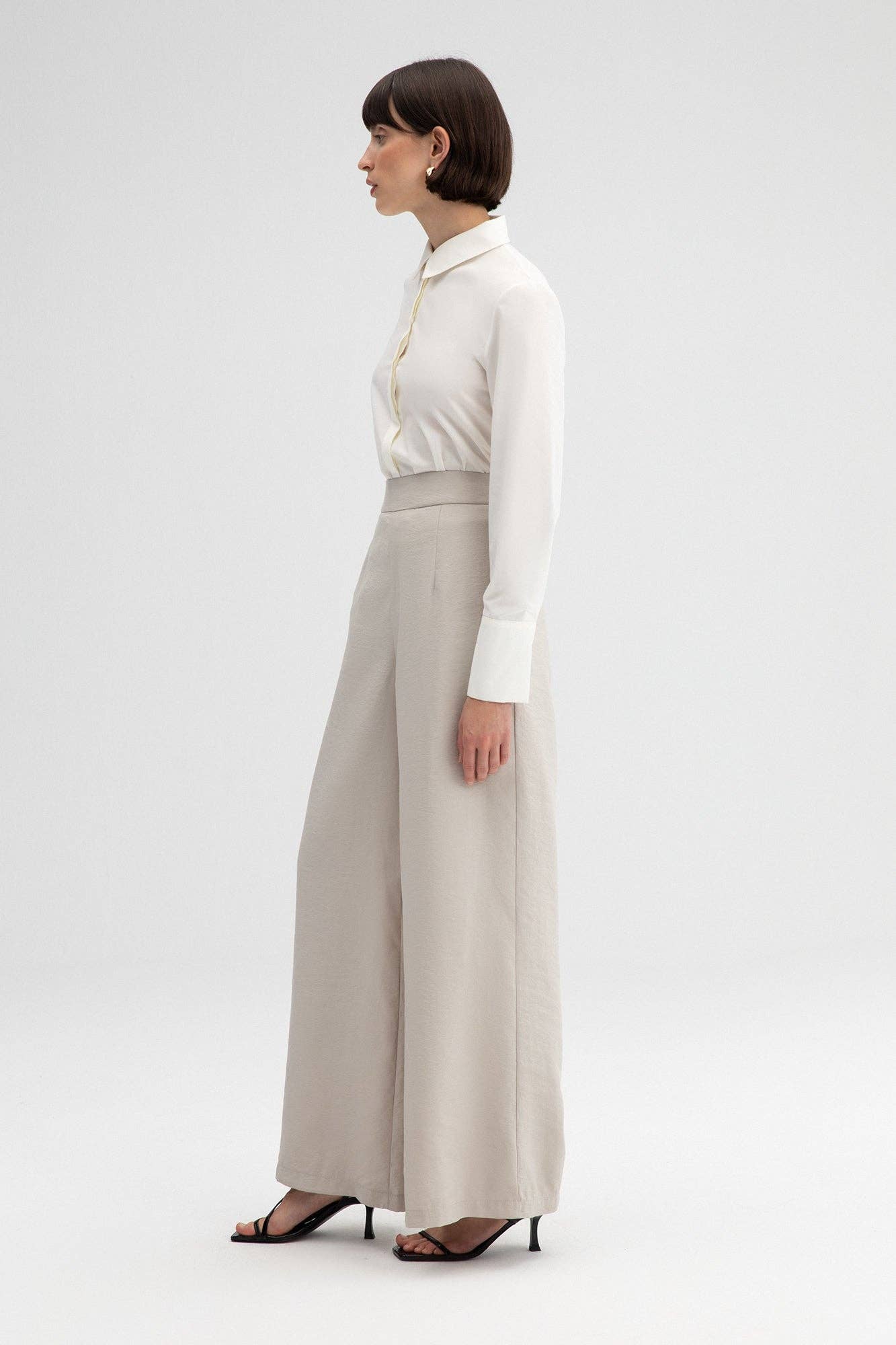 Pietra PANTALONI IN CUPRA A VITA ALTA in vendita all'ingrosso su Faire2