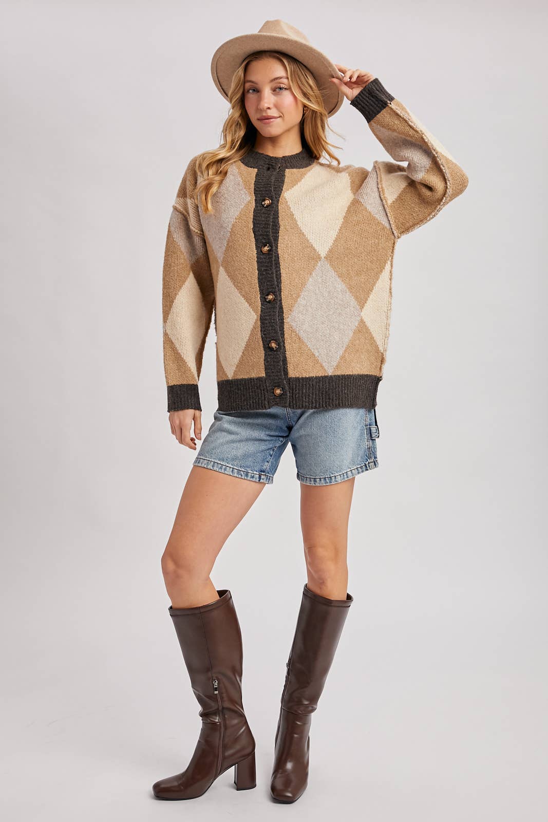 COMBO LATTE CARDIGAN EN MAILLE ARGYLE À BOUTONS en vente sur Faire10