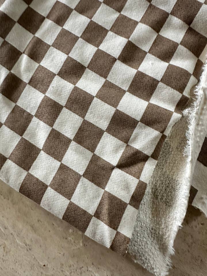 PREORDINE – Spugna Francese a Grandi Anelli Organica a Quadri | Cacao Spedizione Prima Settimana di Marzo | Prezzo Speciale per la vendita all'ingrosso da parte di ISEE FABRIC