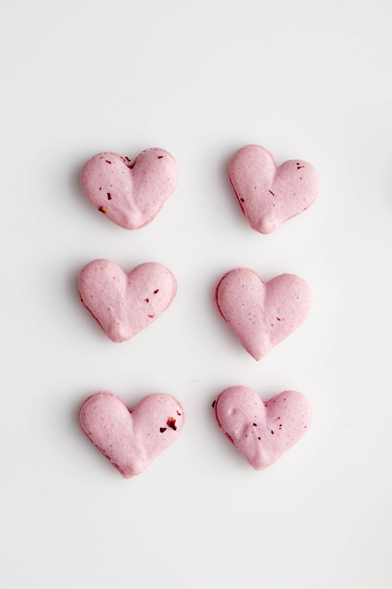Verón - Vente Biscuits - Cœurs de Macaron à la Rose et au Chocolat pour la Saint-Valentin - EN GROS