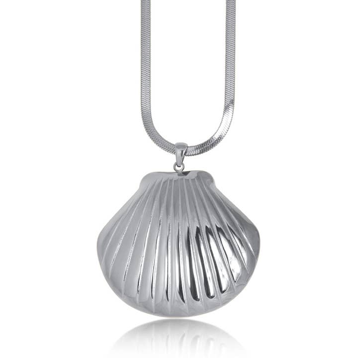 Big Metal London - Wholesale Pendant/charm necklace - TAMARA SHELL STAINLESS STEEL NECKLACE1