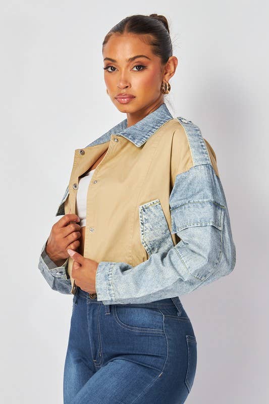 House of E ATL LLC – wholesale Denim jacket – Women's – Denim Contrast Crop Button Up Jacket - HOEA9745