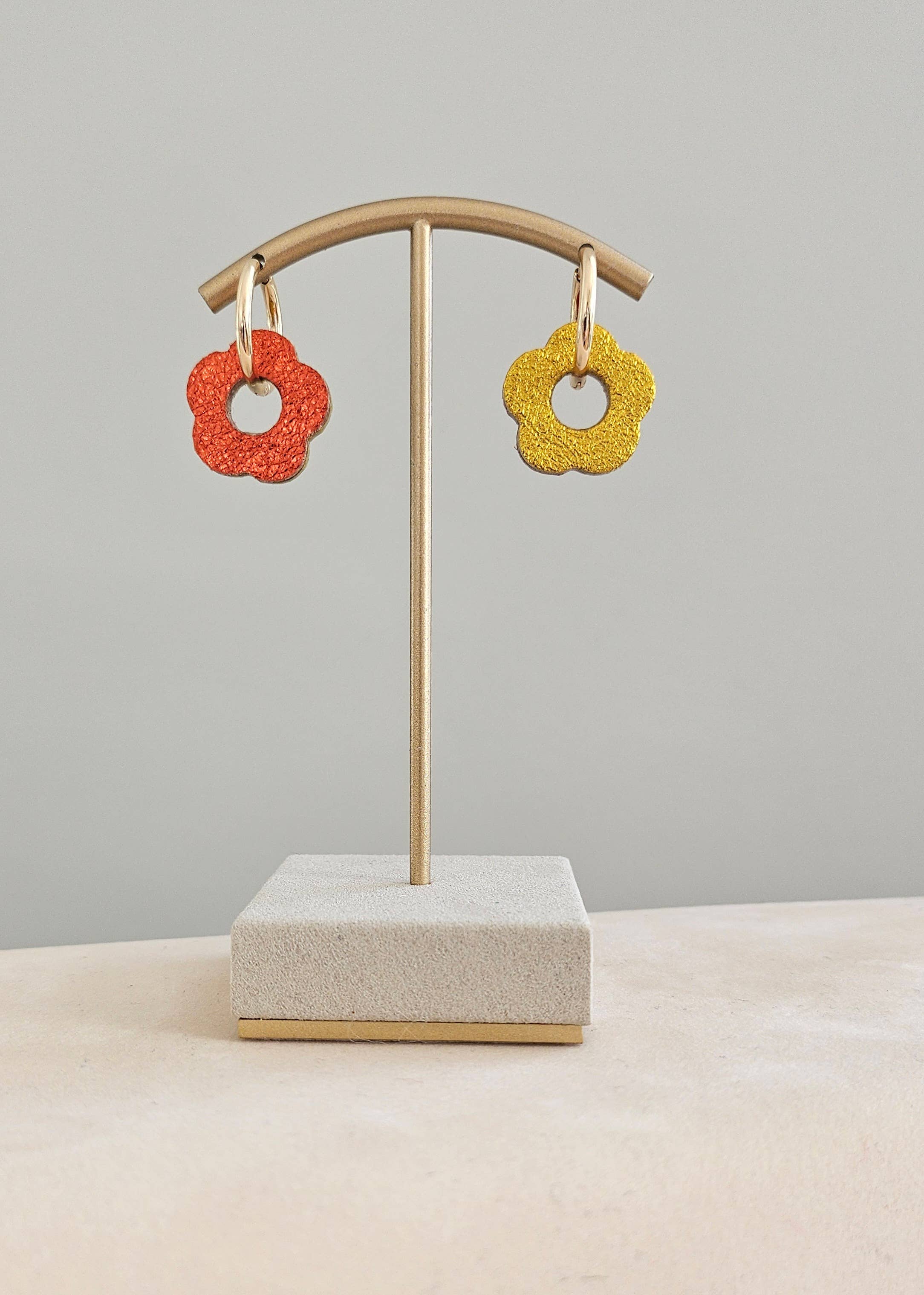 Royal marais - Wholesale Hoop Earrings - upcycled leather flower hoops 8