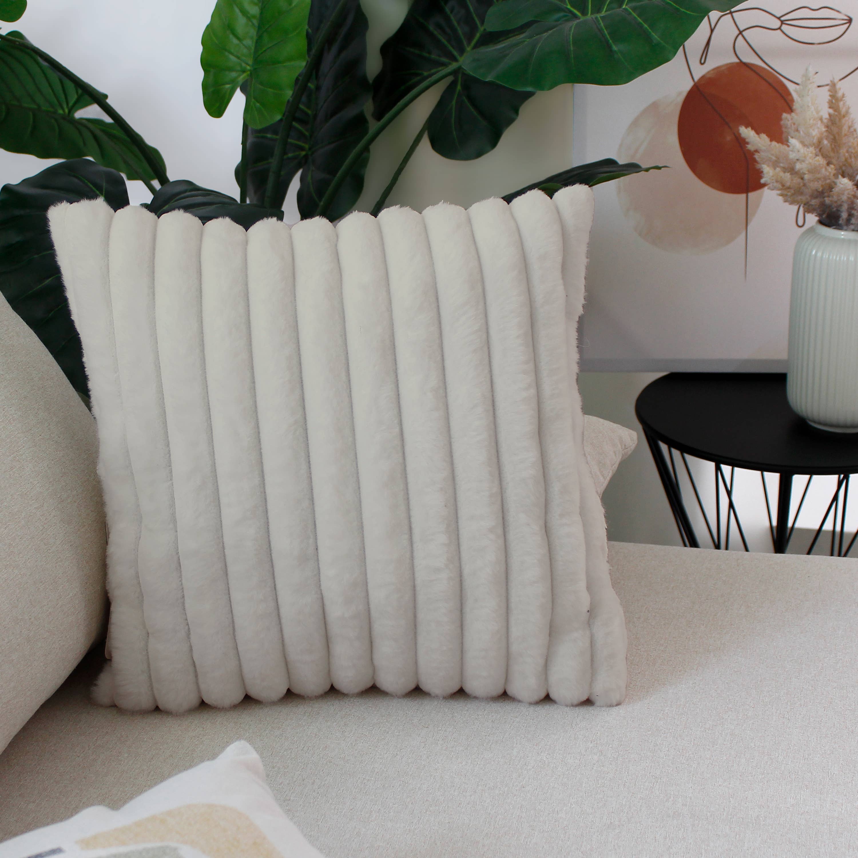 DECOSTARS - CmaDECO - Wholesale Throw/Decorative Pillow - Square cushion, ribbed faux fur, 40x40cm, Matisse12