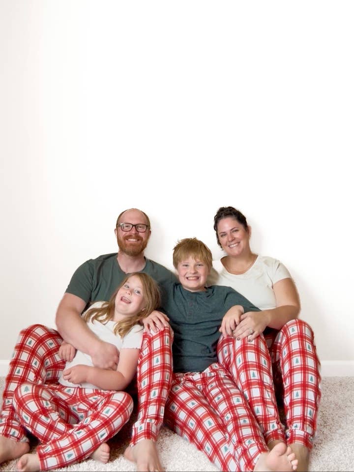 Belle & bros - Wholesale Sleepwear Bottom - Kids - PLAID PINES | JOGGER1