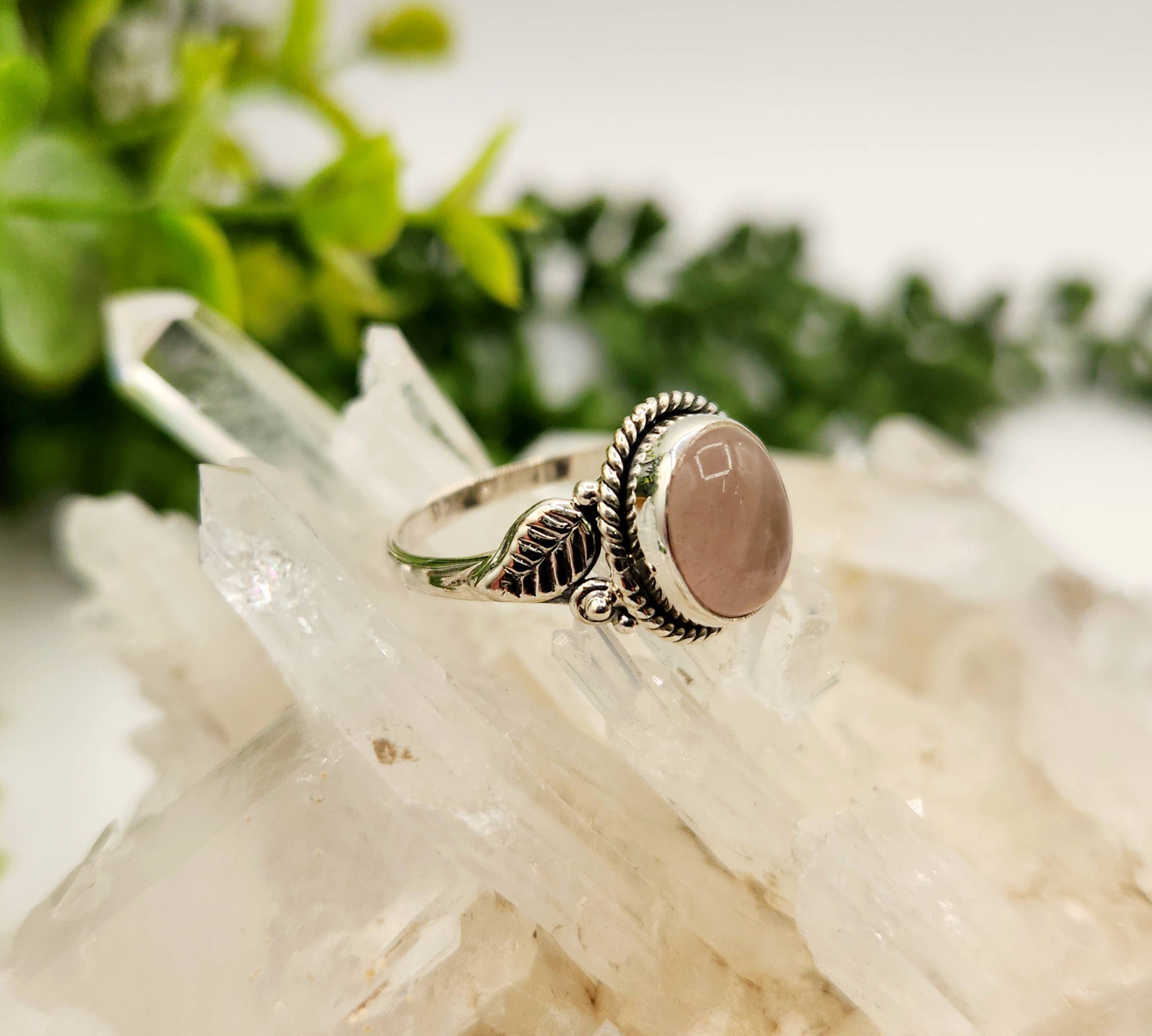 Meraki Gemstones – wholesale Cocktail/statement ring – Rose Quartz Semi-Precious Gemstone Sterling Silver(925) Ring1