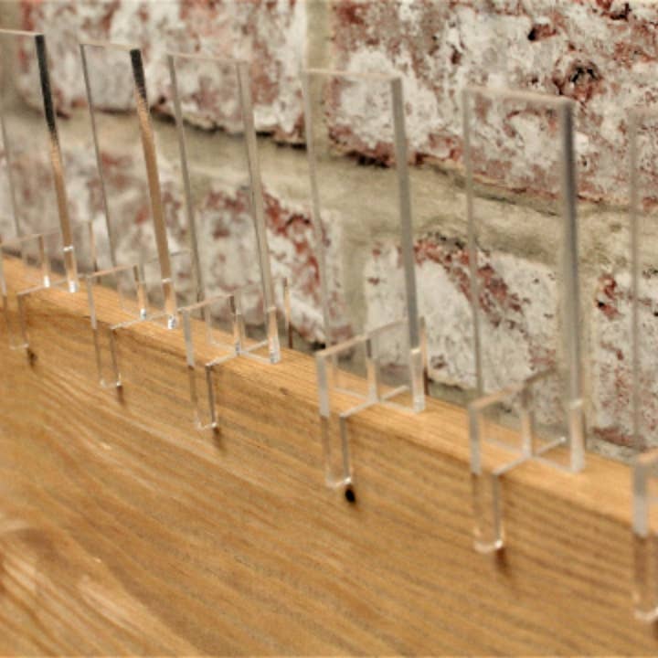 Fandomonium - Wholesale Board Game - Wooden Dungeon Master Screen - D20 Character Wheel Motif5