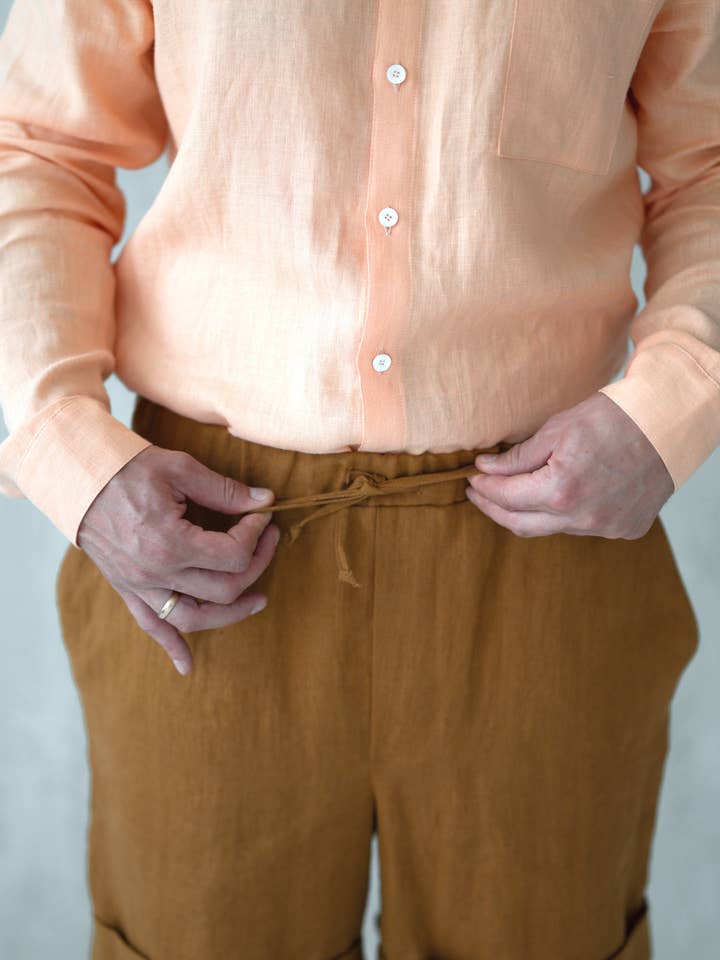 Calções Clássicos de Linho para Homem CM010 em Canela (3330) por atacado de Unique Linen