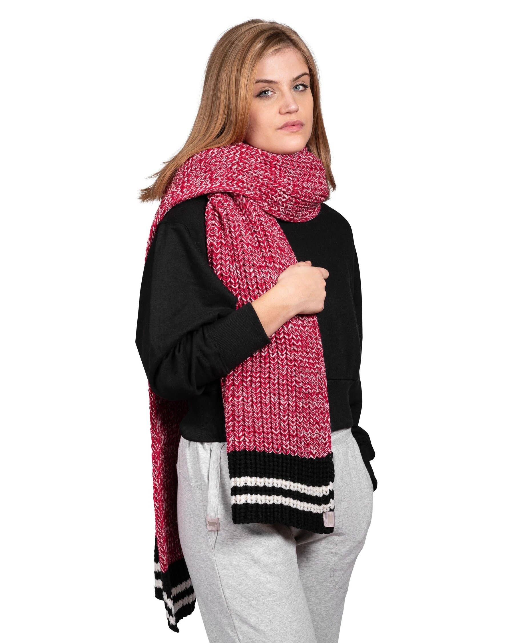 LATTELOVE - Wholesale Scarf - Women's - Canadiana Scarf by Coffee Shoppe - DK Smoked Pearl Color8