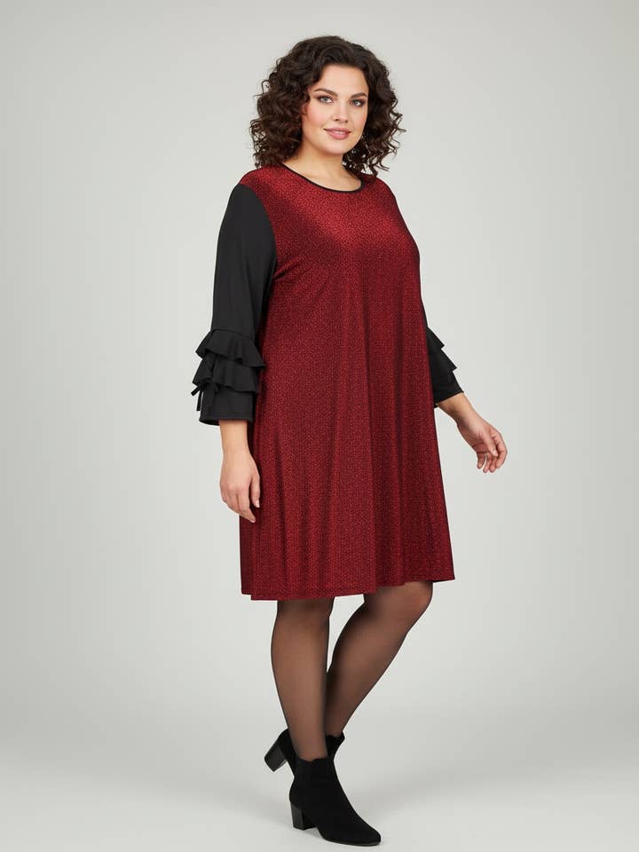 Robe grande taille à strass rouge (T3654) pour la vente par Pomme Rouge Paris