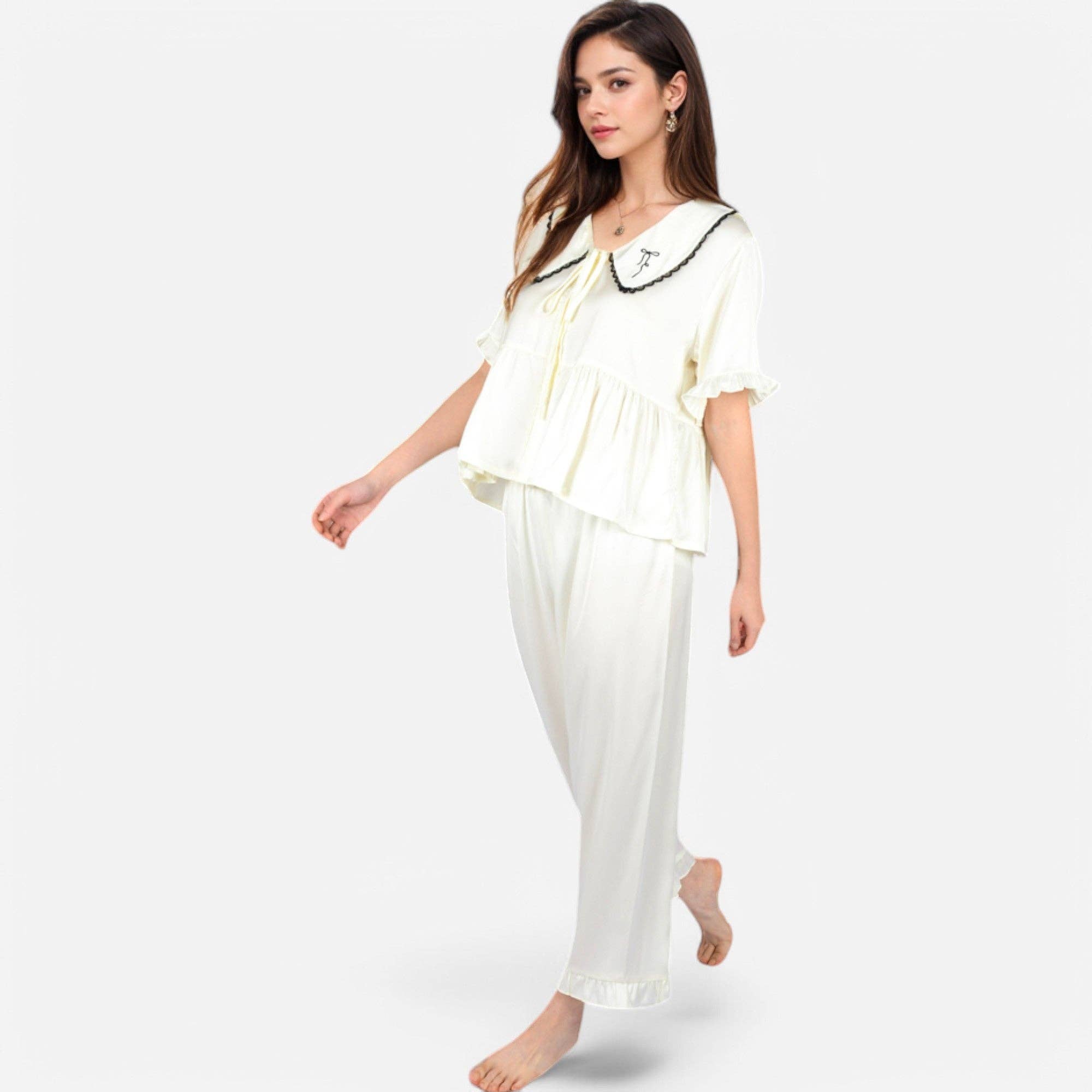 Anna Kaci Wholesale - Vente Haut et bas de pyjama – femme - Ensemble de pyjama avec col brodé et bordure à volants2