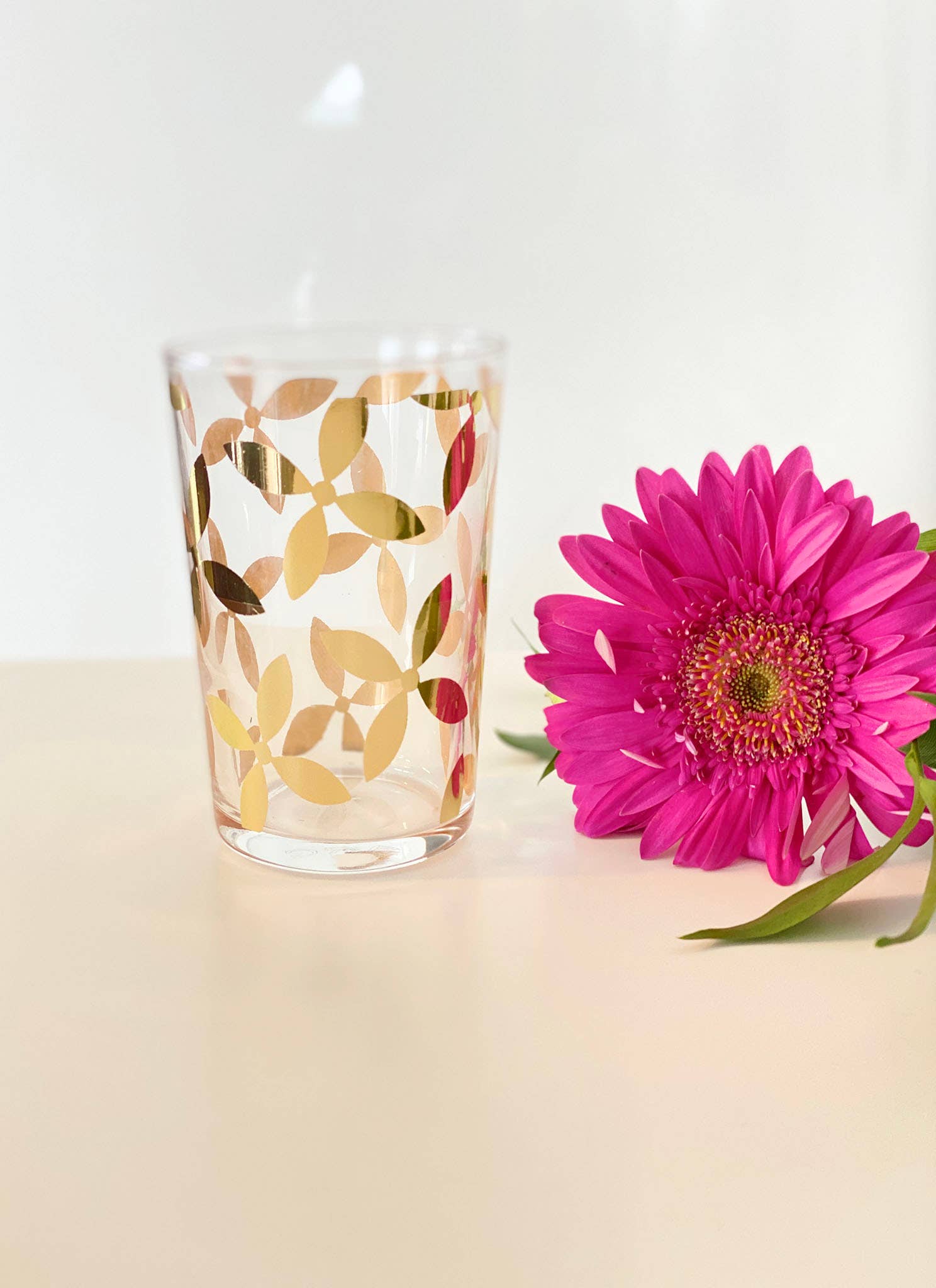 Scents and Feel - Venta al por mayor Taza de café/té - Juego de 6 vasos de té pintados, color transparente7