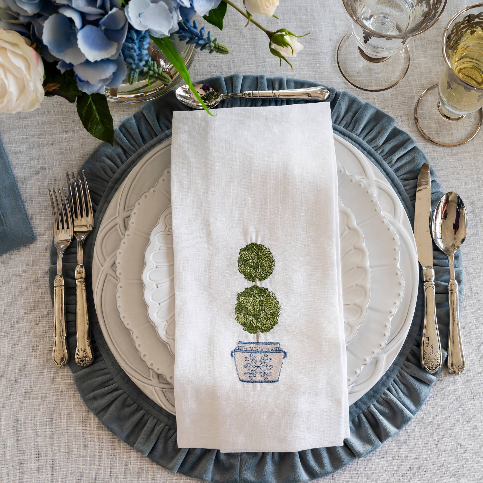 Hvid Dobbelt Buksbom Topiary Håndklæde for engroshandel på Faire1