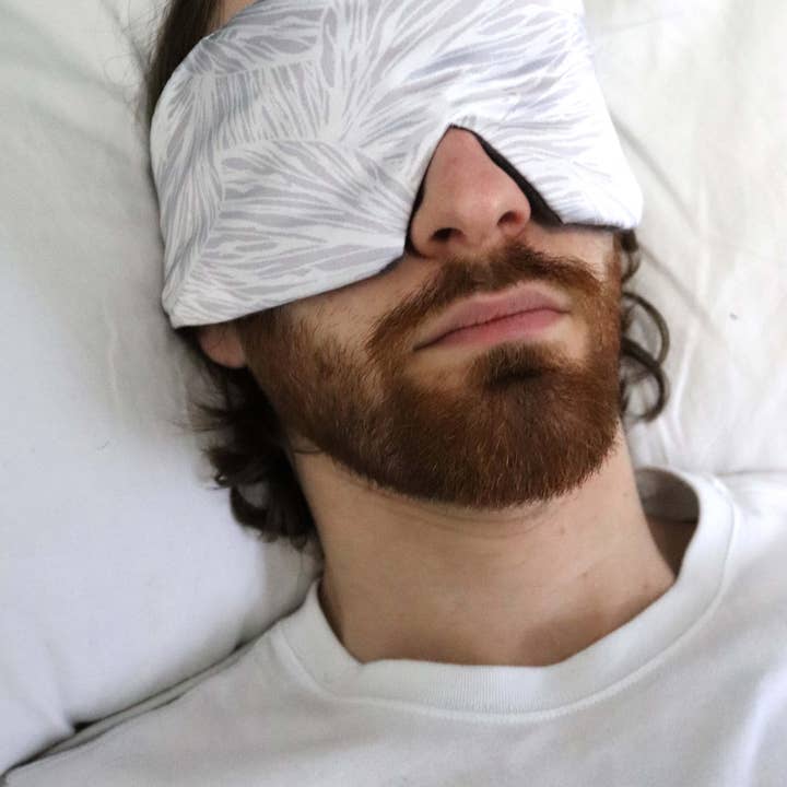 Ilke Usluca Design – wholesale Sleep/eye mask – Reversible Calm Sleep Mask1