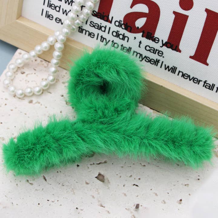 ACCITY - Wholesale Hair Clip - Women's - MULTICOLOR FAUX RABBIT FUR HAIR CLAW CLIP TWIST_CWAHA015311