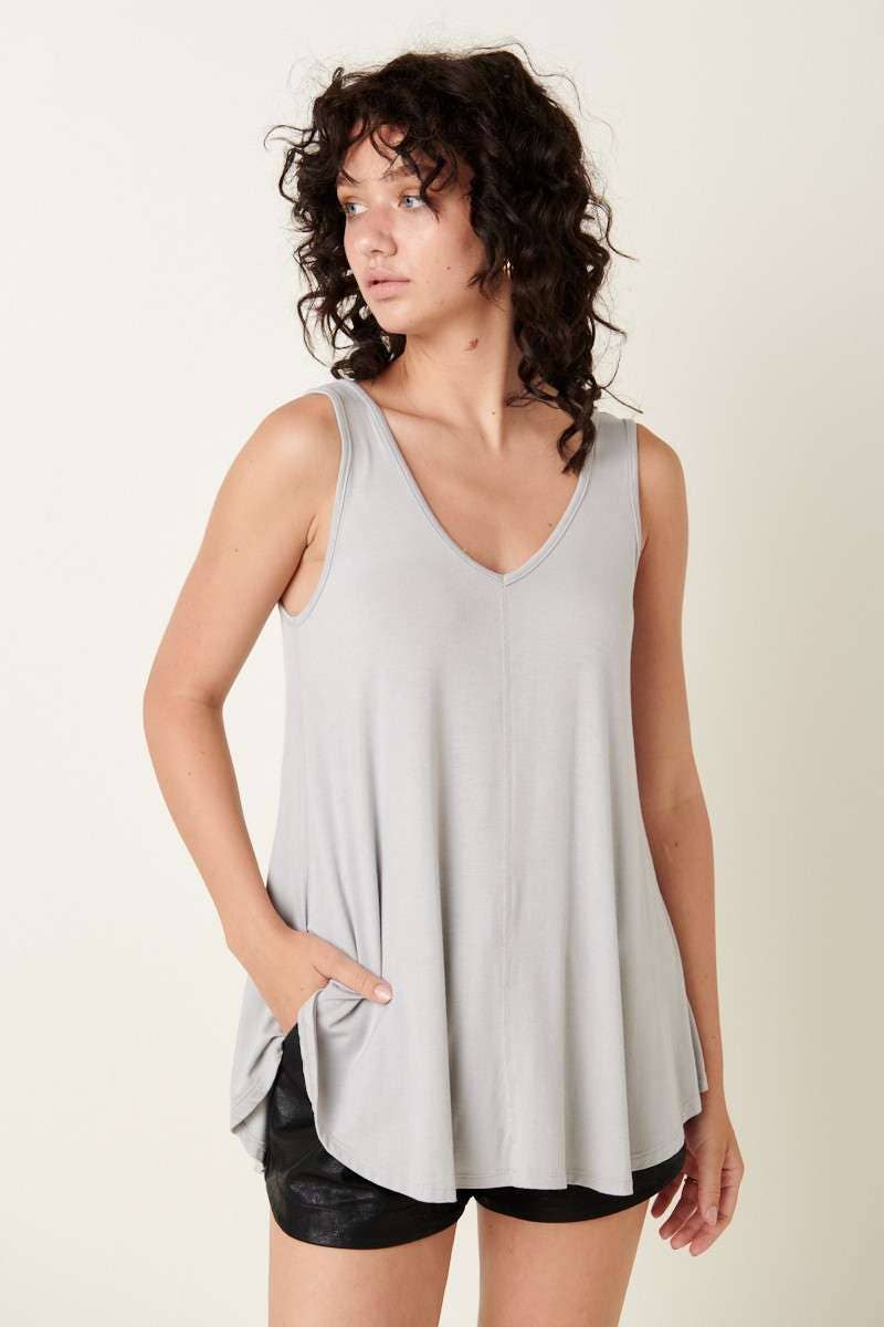 mittoshop - Wholesale Tunic - Women's - BAMBOO FABRIC V-NECK DOLPHIN HEM SLEEVELESS TOP11