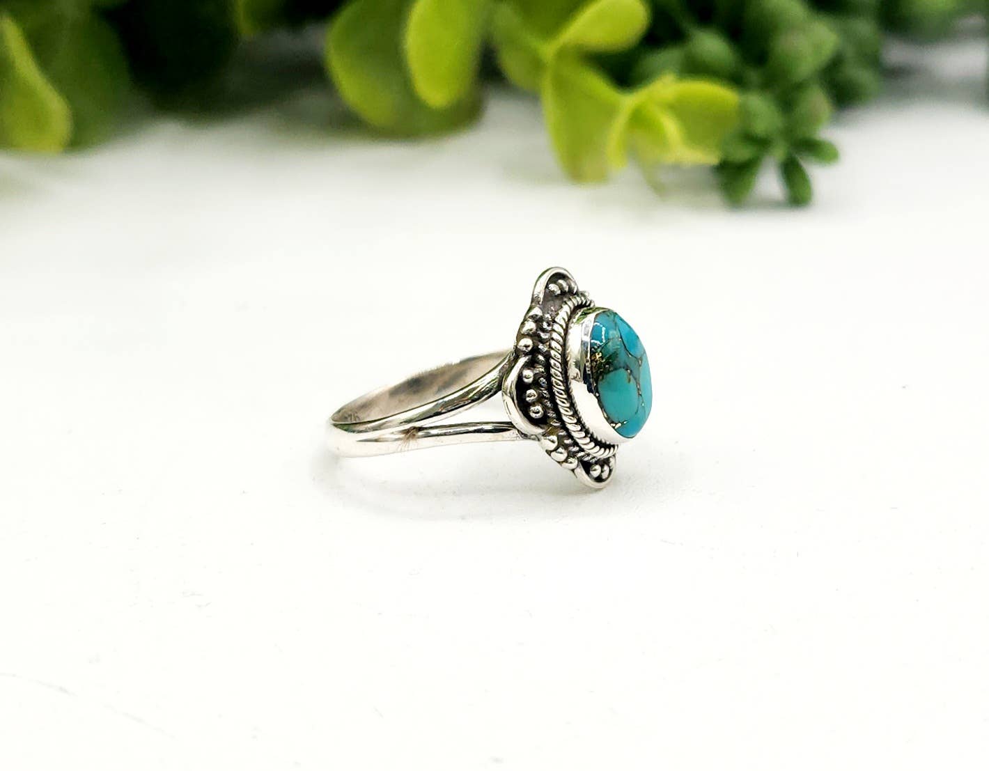 Meraki Gemstones – Engroshandel Statementring – Turkis/kobber konglomerat ædelsten sterlingsølvring1