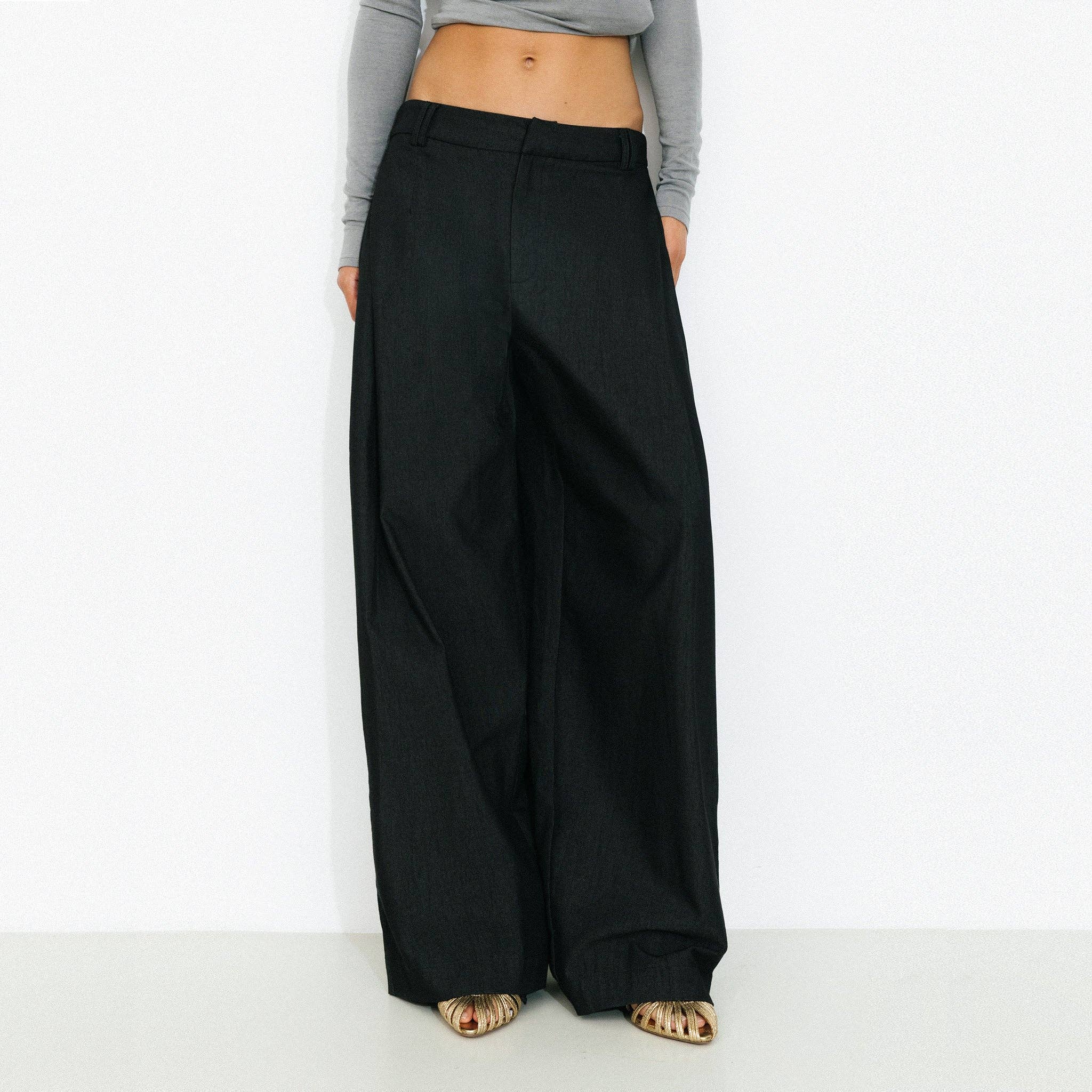 CUBIC – wholesale Pants – Women's – Wide-Leg Tapered Tailored Trousers0