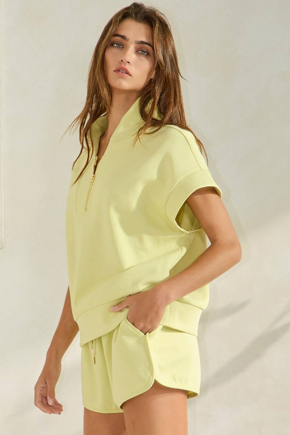 BUCKETLIST INC - Wholesale Sweatshirt - Women's - IT2154-1 Short Sleeve Half Zip-Up Scuba Sweatshirts47